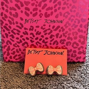 Pink bow Betsey Johnson studs